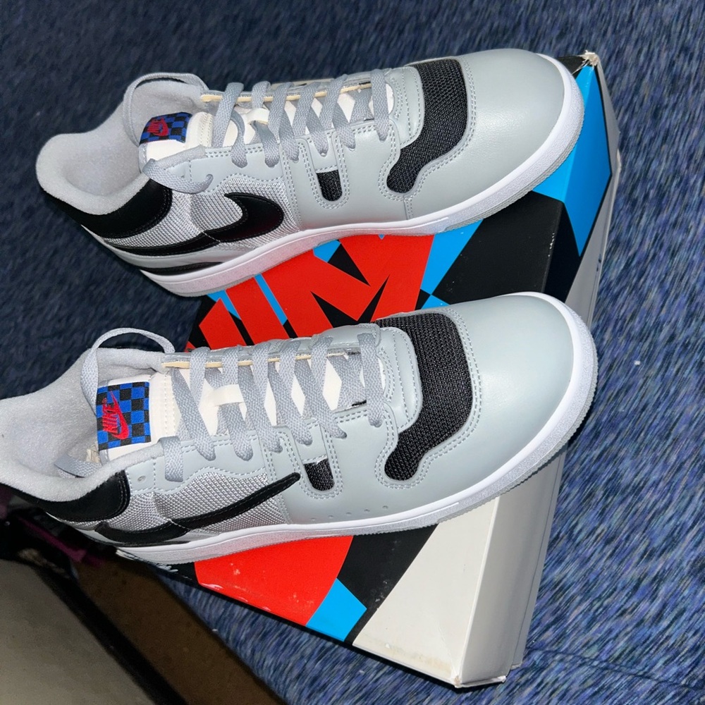 Travis Scott- Mac Attack- catcus Jack. Nike Dunks Men's Black and Gray Sneakers